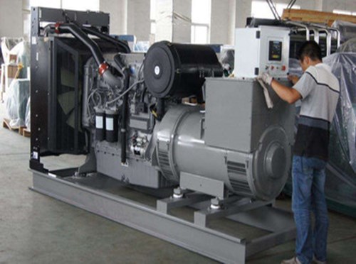 南沙柴油发电机空气滤清器堵塞会对发电机组产生哪些影响？