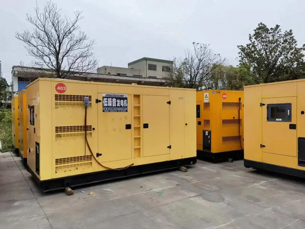 南沙干式空气滤清器和湿式空气滤清器有什么区别？