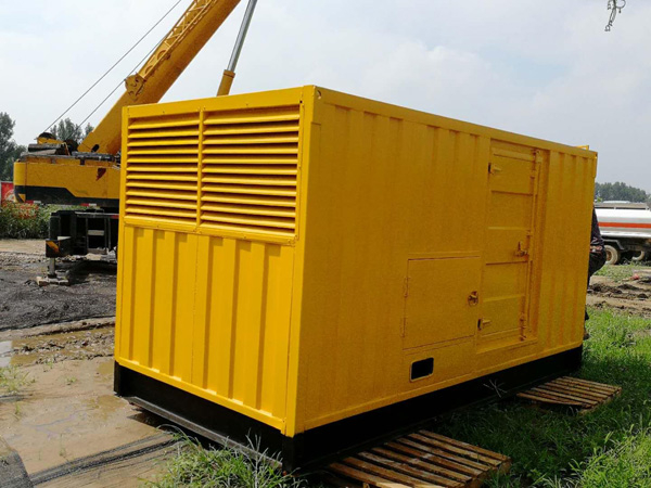 南沙100kW柴油发电机组在什么情况下需要更换机油？